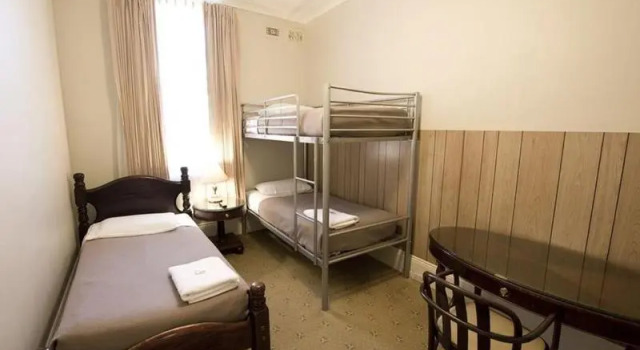 Номер Standard Woolbrokers Hotel