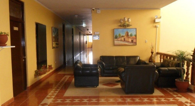 Ayacucho Hotel Plaza, Book Hotel Hoteller i Ayacucho med parkering, Parkering