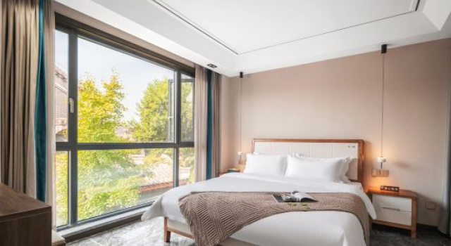 Люкс с 2 комнатами Floral Hotel·Yiju Bieyuan Hotel