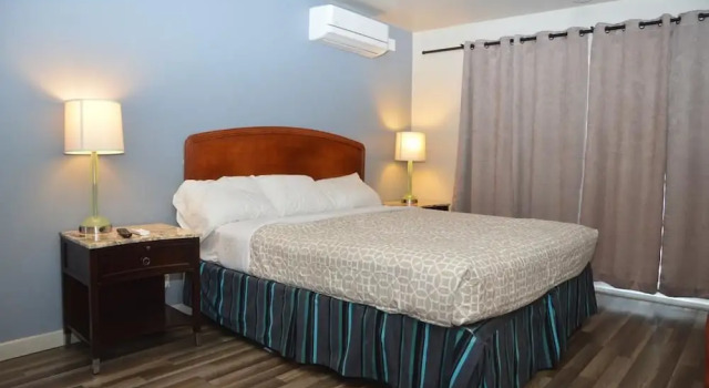 Семейный люкс Glass Slipper Inn - Stanford Palo Alto