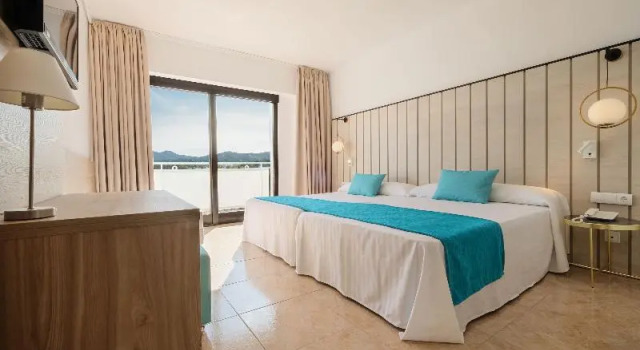 Двухместный номер Standard azuLine Hotel Bergantin