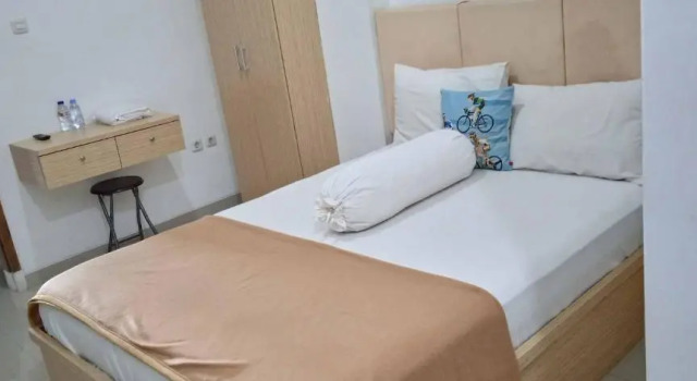 Guest House Pinarak 2 Syariah near GOR Satria Purwokerto Mitra RedDoorz, Buchen Sie Pension Purwokerto Central Java