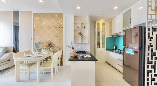 Апартаменты с 2 комнатами с балконом Rivergate Residence Saigon Central Walk to District 1 Free Pool