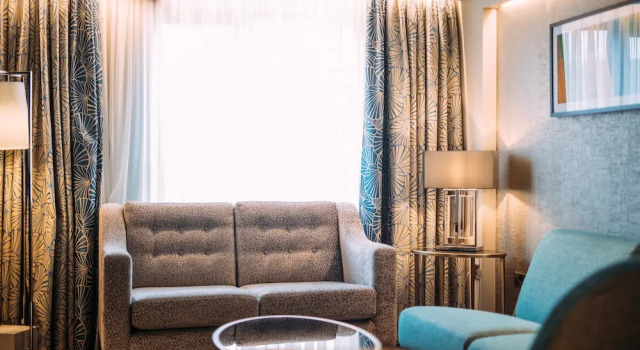 Люкс Crowne Plaza - Belfast by IHG