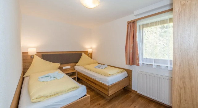 Номер Comfort с 2 комнатами с балконом и с видом на горы Pension Bergbauernhof Irxner