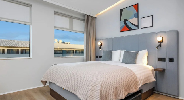 Candlewood Suites Reykjavik by IHG, Забронировать Апарт-отель Апарт-отели Рейкьявика, рядом с Церковь Хадльгримскиркья, Апарт-отель
