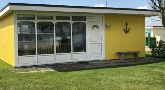 The Beach Huts - Camber Sands, Забронировать Отель Отели Исторического графства Суссекса с парковкой, Парковка