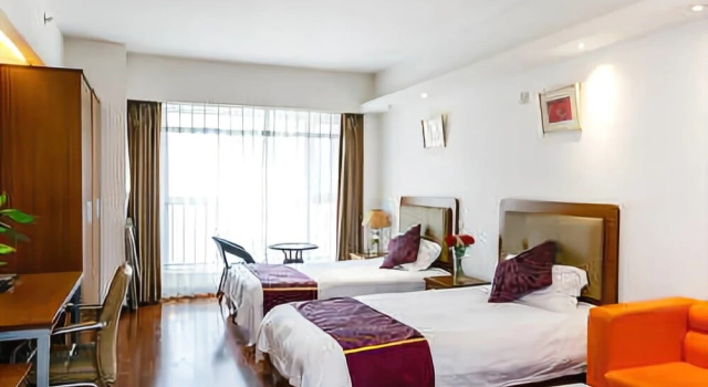 Qingdao Haizhijie Holiday Hotel