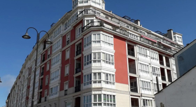 Atico céntrico con piscina comunitaria, Prenota Hotel Ribadeo 