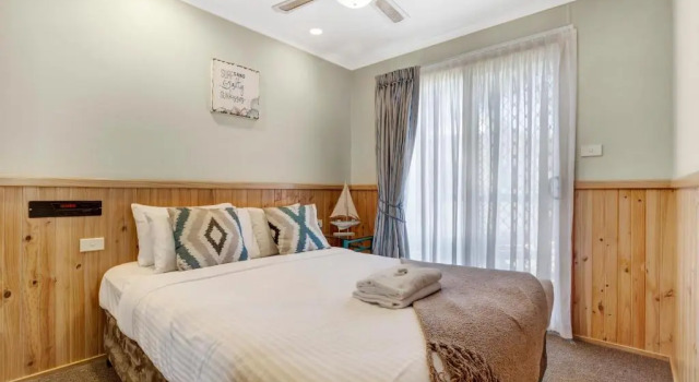 Seven Mile Beach Holiday Park, Забронировать Курортный отель Джерроа Illawarra Region