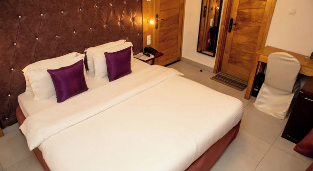 Deluxe Doppel Zimmer mit Poolblick Hotel Les Orchidées
