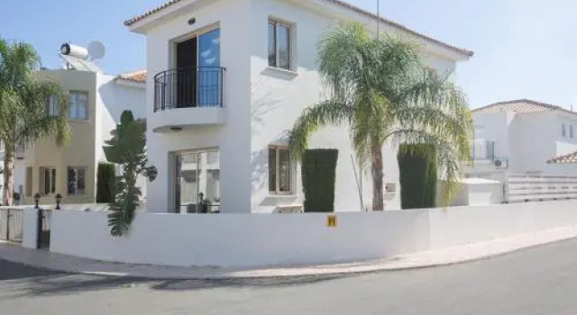 Imagine Your Family Renting a Luxury Holiday Villa Close To Paralimni’S Main Attractions, Paralimni Villa 1288