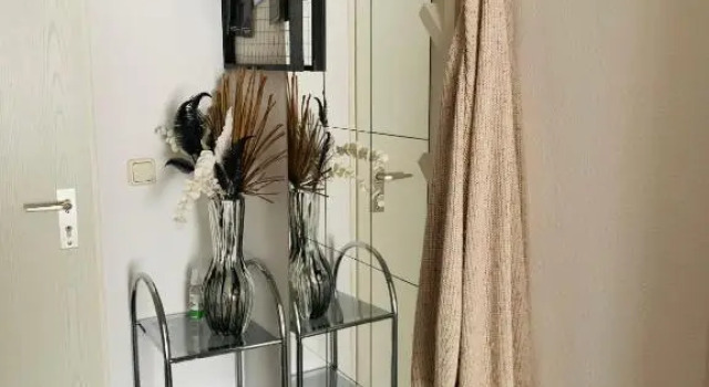 Studio mit guter Anbindung an die A9, Varaa Hotelli Hotellit Baijeri pysäköinnillä, Pysäköinti