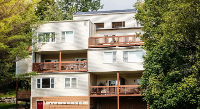 Mountainside Resort at Stowe, Varaa Lomakeskus Hotellit New England uima-altaalla, Uima-allas