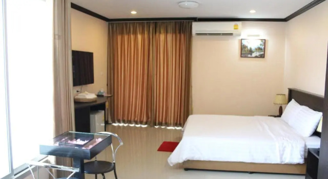 Двухместный номер Standard с балконом и с красивым видом из окна Triton Hotel Nakhonratchasima โรงแรมไททัน