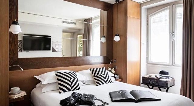 Двухместный номер Standard Holiday Inn Paris Palais de lElysée by IHG