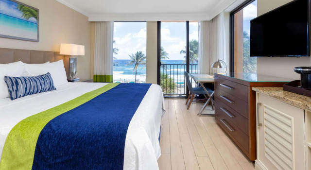 Двухместный номер Standard с видом на океан Wyndham Deerfield Beach Resort
