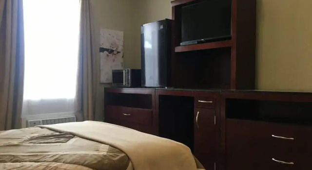 Номер Economy Whitefish Corporate Residence