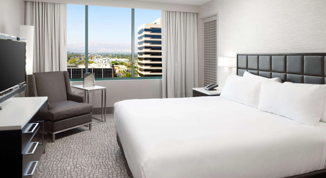 Hilton Woodland Hills / Los Angeles