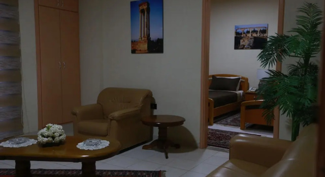 Люкс Hotel and Restaurant Shallalat Anjar