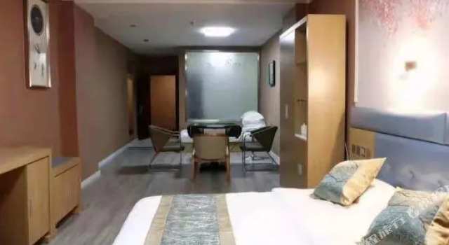 Люкс Jinghua Hotel