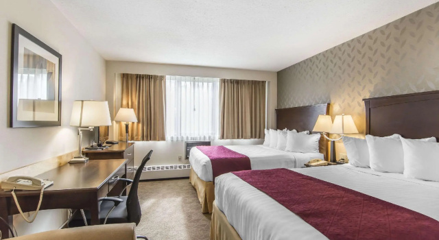 Четырёхместный номер Standard Prestige Riverside Lodge Quesnel