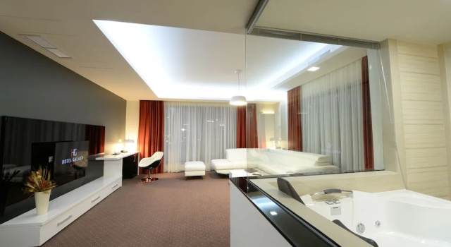 Апартаменты Executive Hotel Galaxy