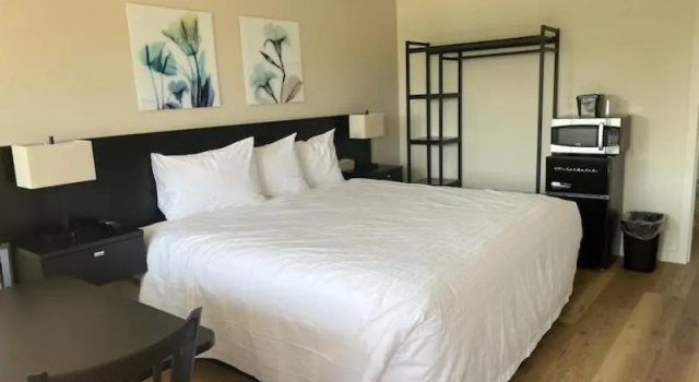 Номер Deluxe Richland Inn and Suites