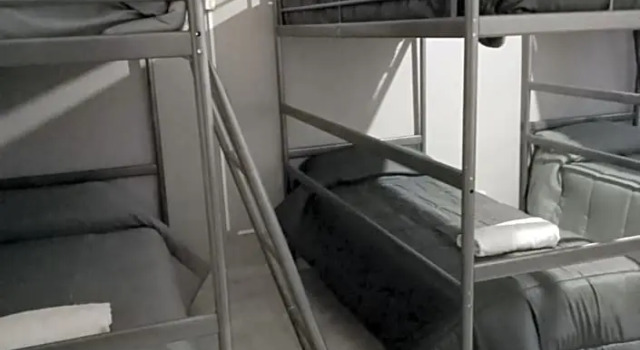 Dama HostelBB, Забронировать Отель Неаполь - Центральный вокзал Неаполь, рядом с Церковь Пио Монте делла Мизерикордия