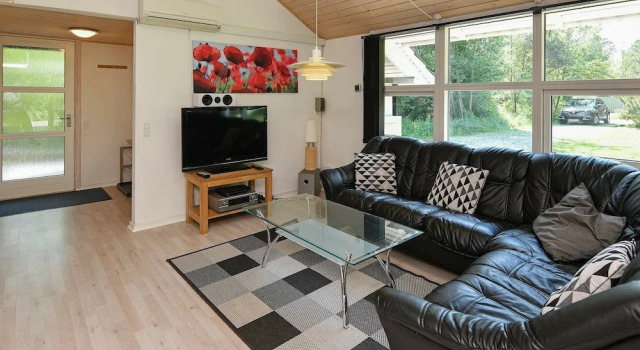 Sprawling Holiday Home With Sauna at Norre Nebel