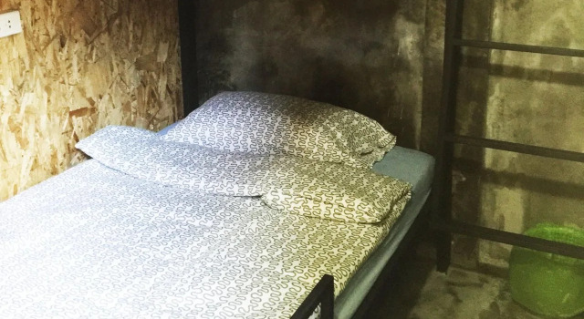 Hometown Hostel, Varaa Hostelli Samut Songkhram Central Thailand
