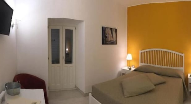 Isola Charm B&B - Pool & Nature Stay, Book Bed and Breakfast Hoteller i Plemmirio med parkering, Parkering