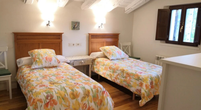 San Miguel de Txorierri, Rezerwuj Hotel Hotele w Baskonia z parkingiem, Parking