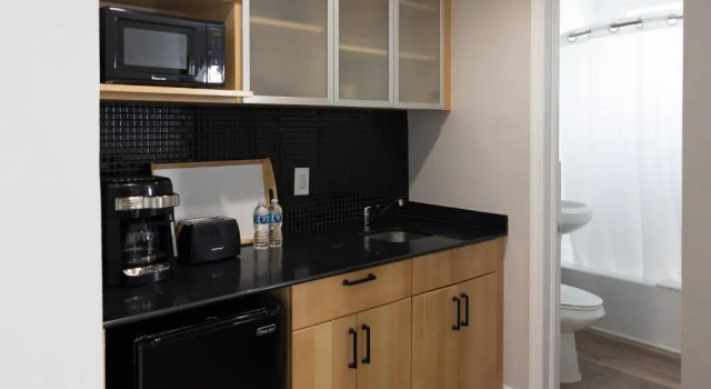 Двухместный люкс Ocean Reef Suites