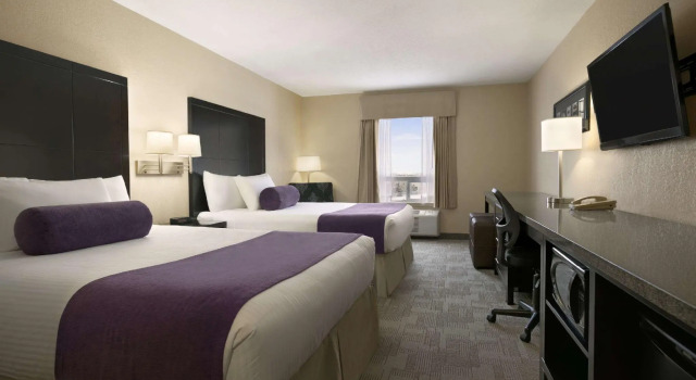 Четырёхместный номер Standard Days Inn by Wyndham Regina