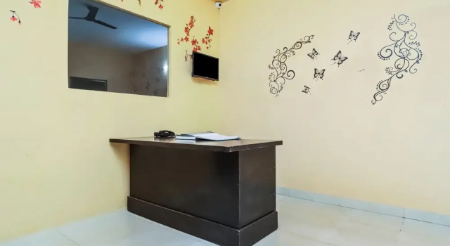OYO 37194 Hotel Royal India