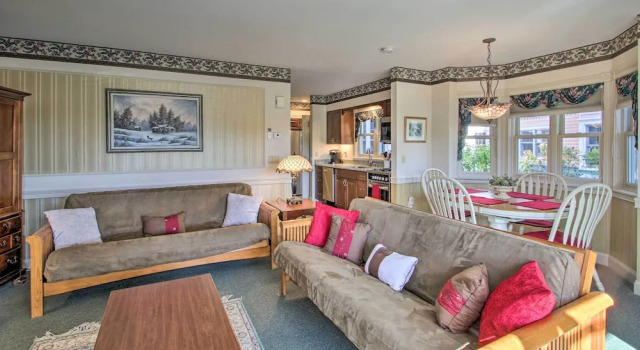 Nestlenook Victorian Condo ~6 Mi to Attitash!