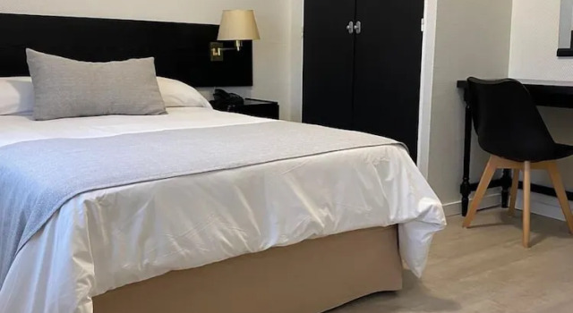 Одноместный номер Standard Hotel La Perla