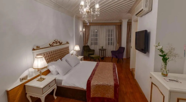 Трёхместный номер Premier Tuvana Hotel