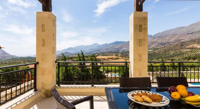 Вилла Deluxe Thalia Villa, majestic landscape of South Crete, By ThinkVilla