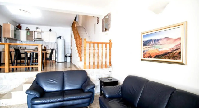 3 Bedroom Beach House with private sea access, Rezerwuj Hotel Slano Dubrownik