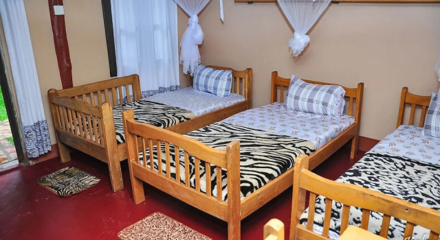 Jinja Safari Camp, Rezervovat Hotel Jinja Uganda