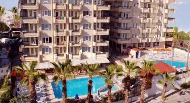Двухместный номер Standard с балконом и с красивым видом из окна Prince Apart Hotel