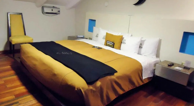 Люкс Hotel San Francisco Plaza