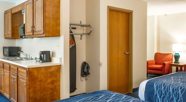 Comfort Inn Piketon near Fairgrounds, Забронировать Отель Пиктон штат Огайо