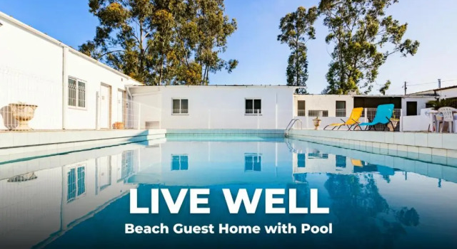 Апартаменты с 3 комнатами Live, Laugh, Love Beach Guest Home with AC