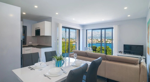 Amazing Apartment in Selca With 2 Bedrooms, Wifi and Outdoor Swimming Pool, Prenota Appartamento Hotel a Croatian Islands con piscina, Piscina