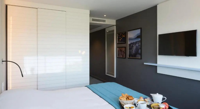 Двухместный номер Standard с видом на сад Logis Hôtel Les Pins - Opéralia