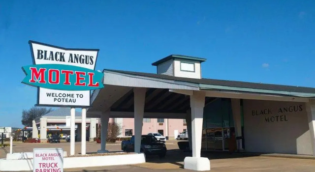 Номер Standard Black Angus Motel Poteau