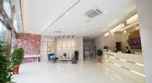 GreenTree Inn ZhenJiang Jurong City Tianwang Town Tianzheng Square, Prenota Hotel Zhenjiang Jiangsu